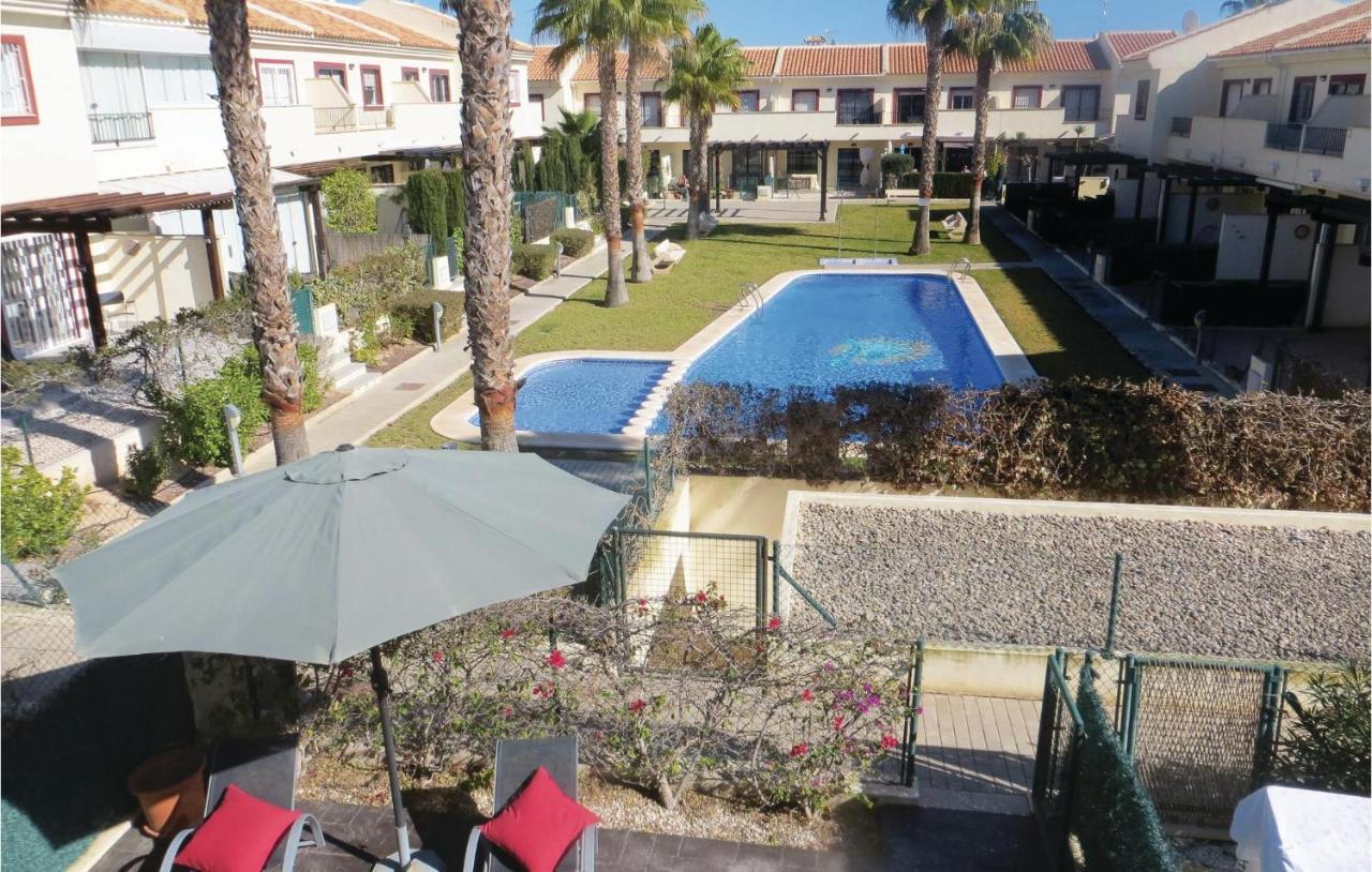 Nice Home In Ciudad Quesada With Kitchenette Ngoại thất bức ảnh